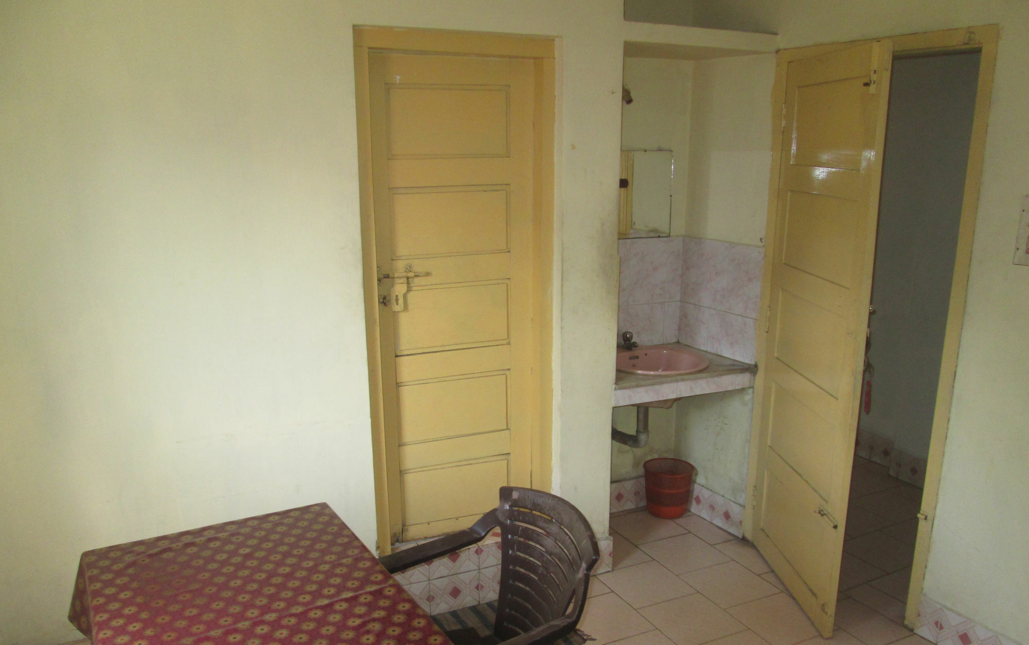 St. Antonys Lodge Kochi Exterior photo